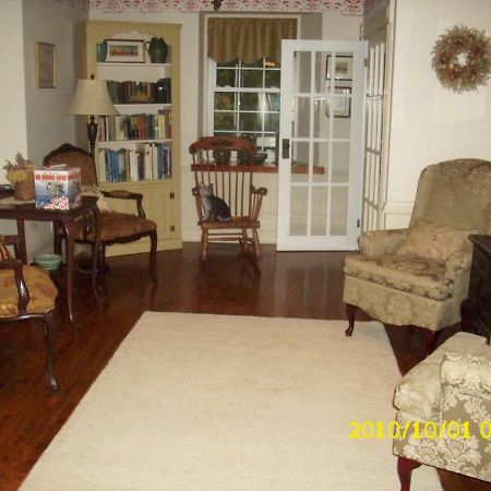 The Old Shipman House Bed & Breakfast Kemptville Luaran gambar